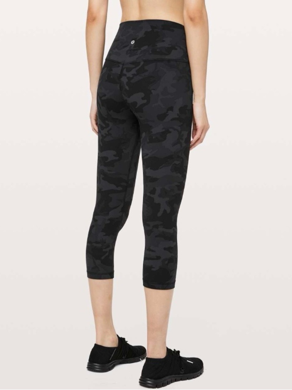 Lululemon align high rise leggings 21" camo size 4 yoga
